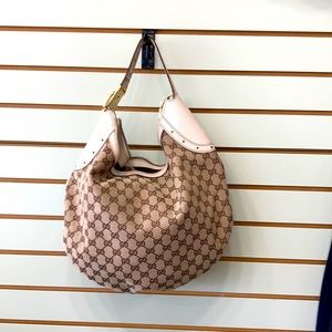 Gucci monogrammed shoulder bag with leather trim